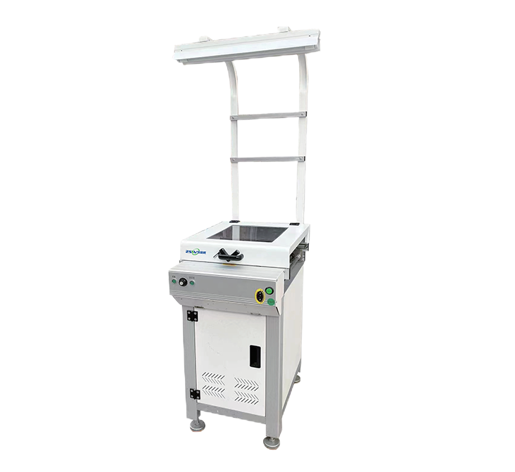 檢查輸送機(jī)